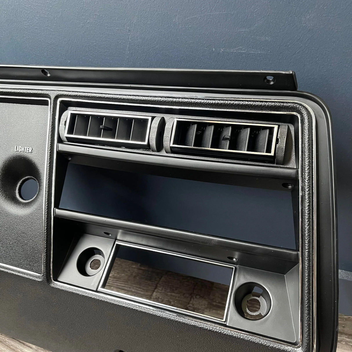 1969 Chevelle Center Dash A/C Vent - El Camino