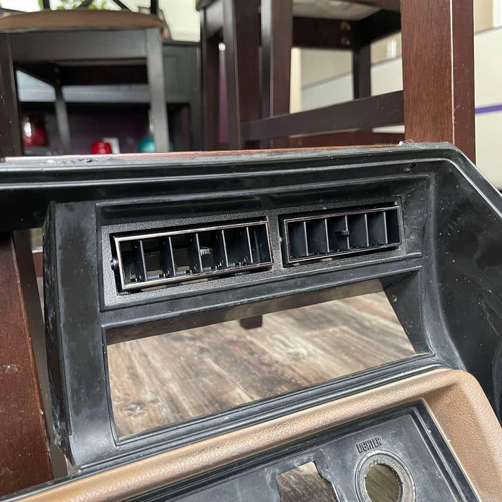 1970-72 Chevelle Center Dash A/C Vent - El Camino Monte Carlo